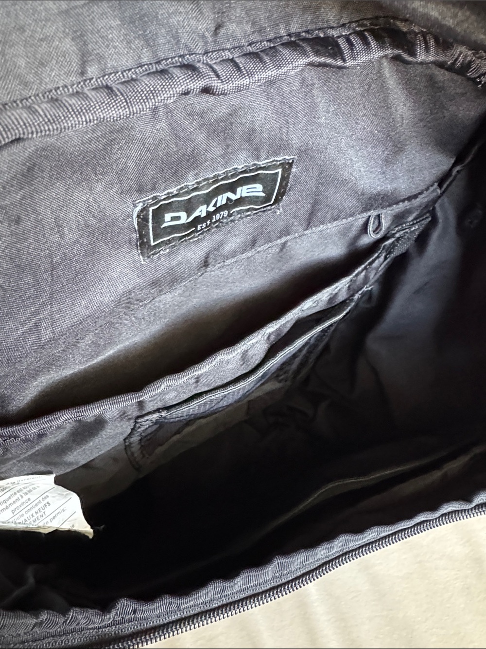 Dakine back pack - Picture 11 of 14